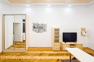 Апартаменты Bright and cozy apart with balcony Львов Апартаменты с балконом-29