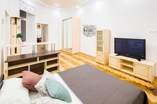 Апартаменты Bright and cozy apart with balcony Львов Апартаменты с балконом-8